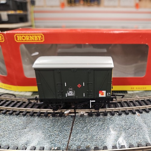 Hornby r6179 vea van - hornby, br