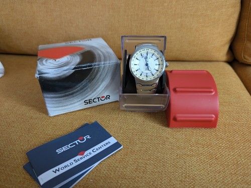 Sector 700 swiss made gmt - swiss,